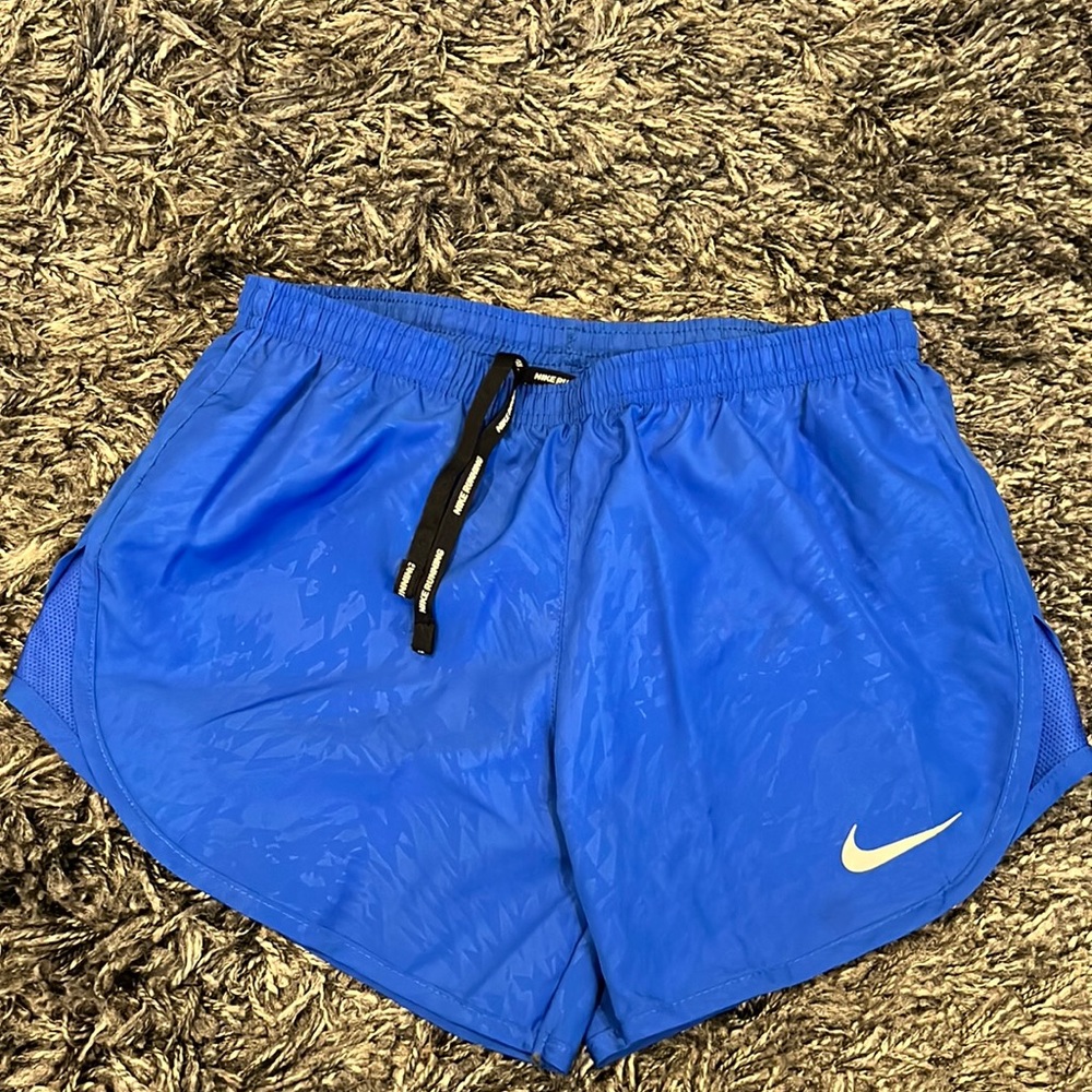 NWOT nike shorts